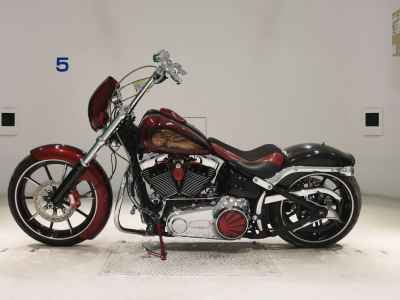 Harley-Davidson Breakout FXSB1580 2013