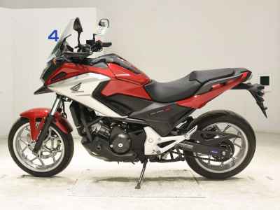 Honda NC750X DCT 2016