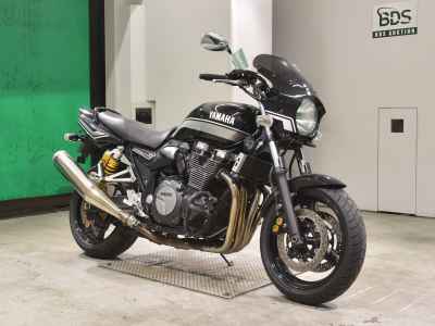 Yamaha XJR1300 2011
