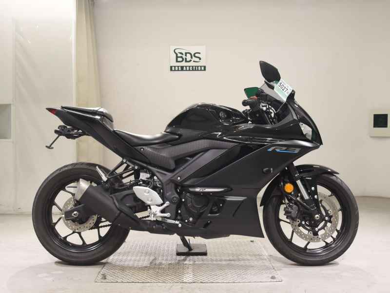 Yamaha YZF-R3 2024