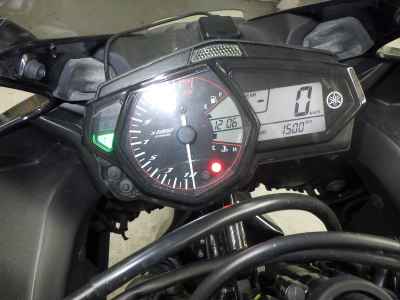 Yamaha YZF-R25 2015