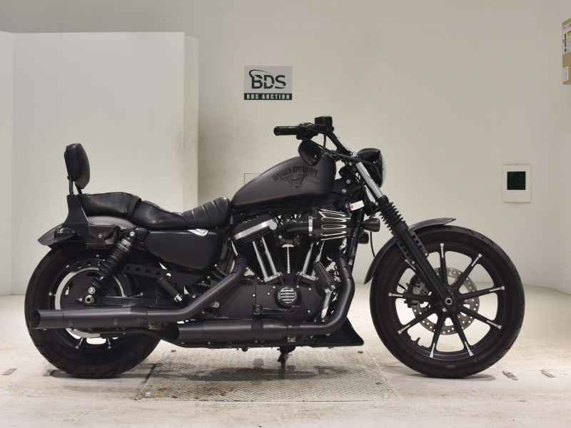 Harley-Davidson Sportster Iron XL883N 2016