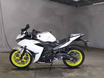 Yamaha YZF-R25 2018