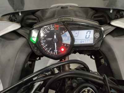 Yamaha YZF-R25 2017