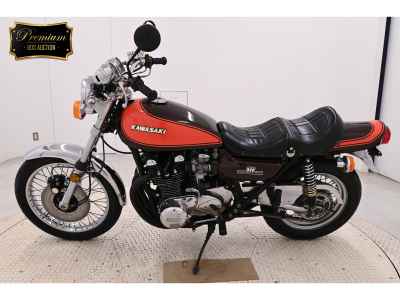 Kawasaki Z1 900 Super Four 2025