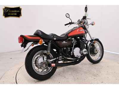 Kawasaki Z1 900 Super Four 2025
