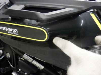 Husqvarna SVARTPILEN 401 2018
