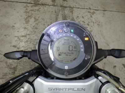 Husqvarna SVARTPILEN 401 2018