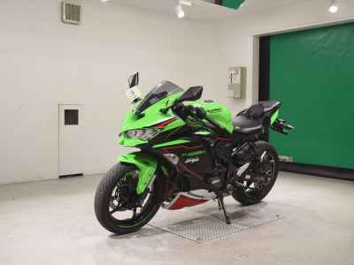 Kawasaki Ninja ZX-25R 2022