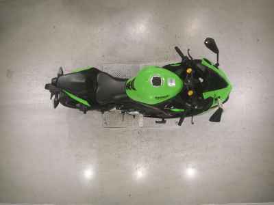 Kawasaki Ninja ZX-25R 2022