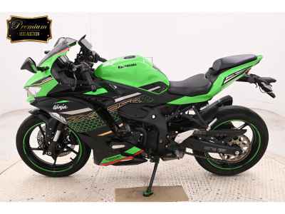 Kawasaki Ninja ZX-25R 2021