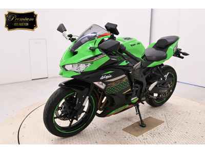 Kawasaki Ninja ZX-25R 2021