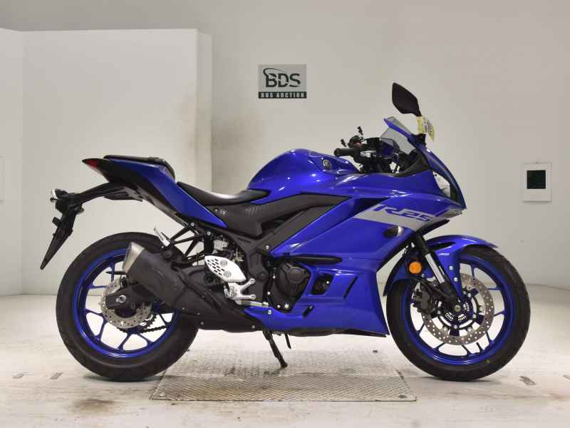 Yamaha YZF-R25 2021