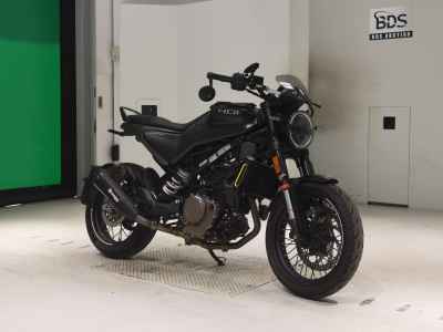 Husqvarna Svartpilen 401 2023