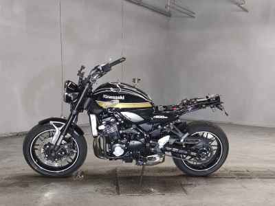 Kawasaki Z900RS 2024