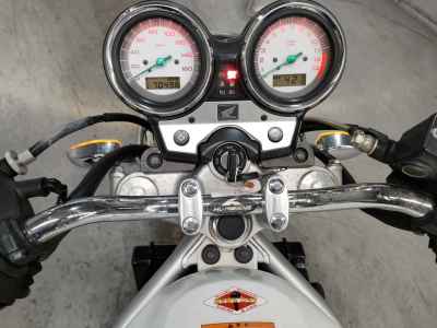 Honda VTR250 2011