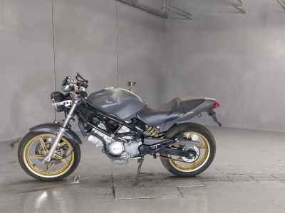 Honda VTR250 2003