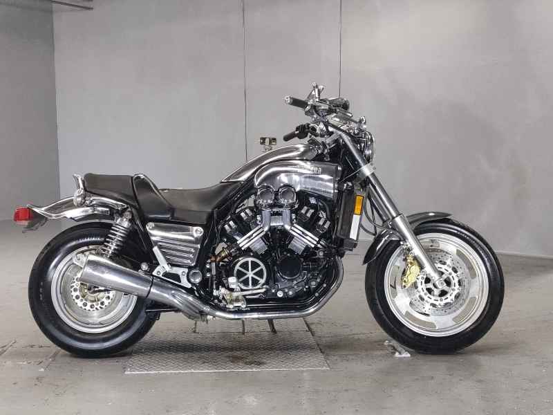 Yamaha V-Max 1200 2025