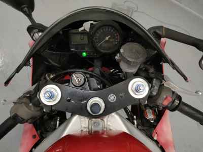Yamaha YZF-R1 1999