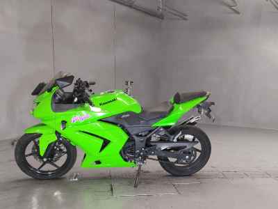 Kawasaki Ninja 250R 2012
