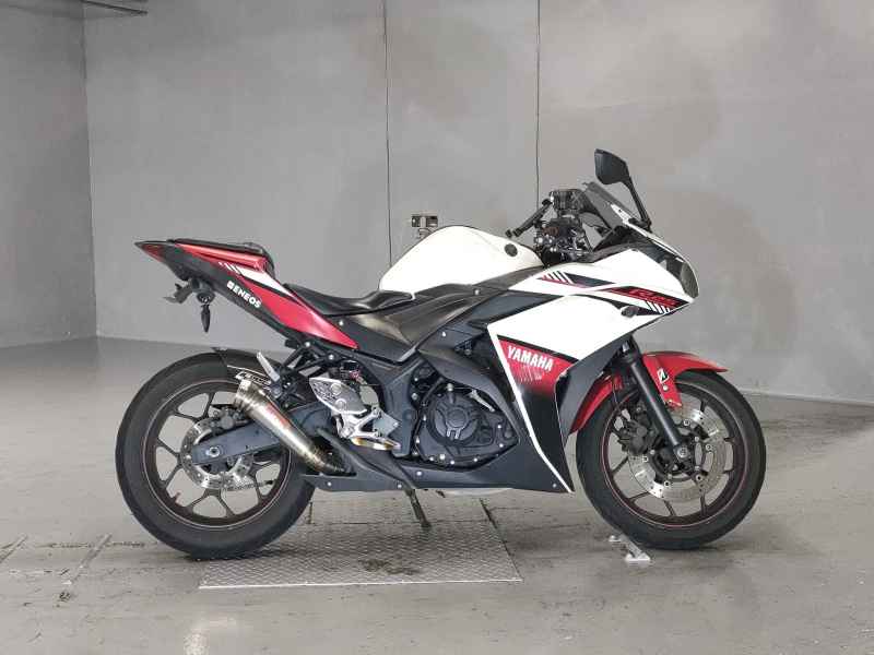 Yamaha YZF-R25 2016