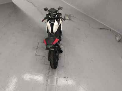 Yamaha YZF-R25 2016