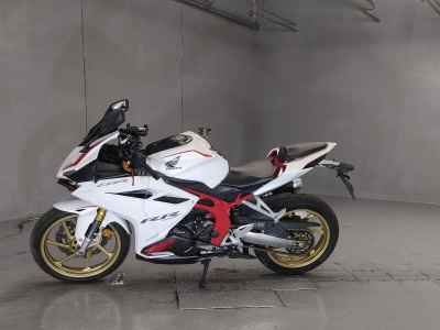 Honda CBR250RR 2021