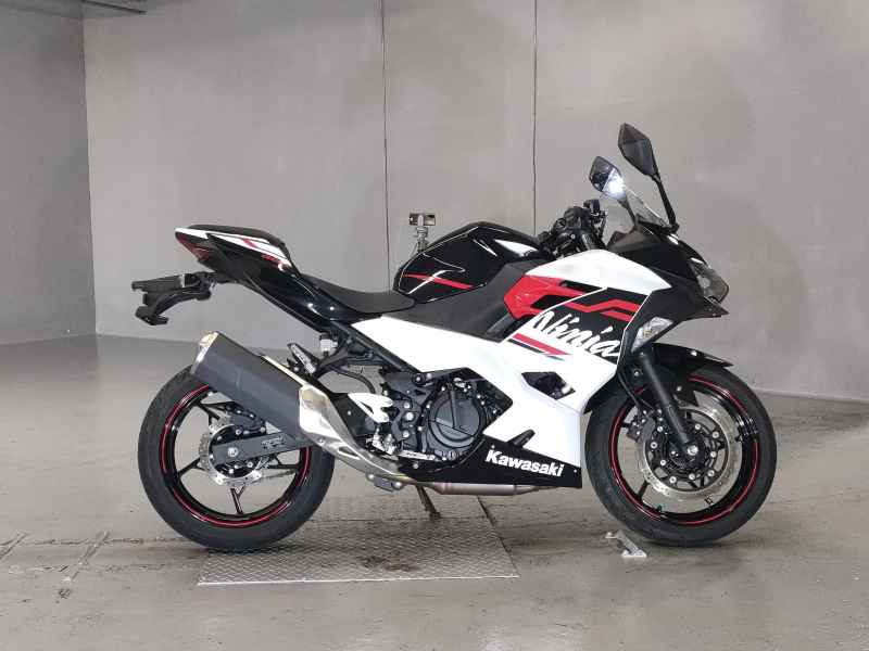 Kawasaki Ninja 400 2020