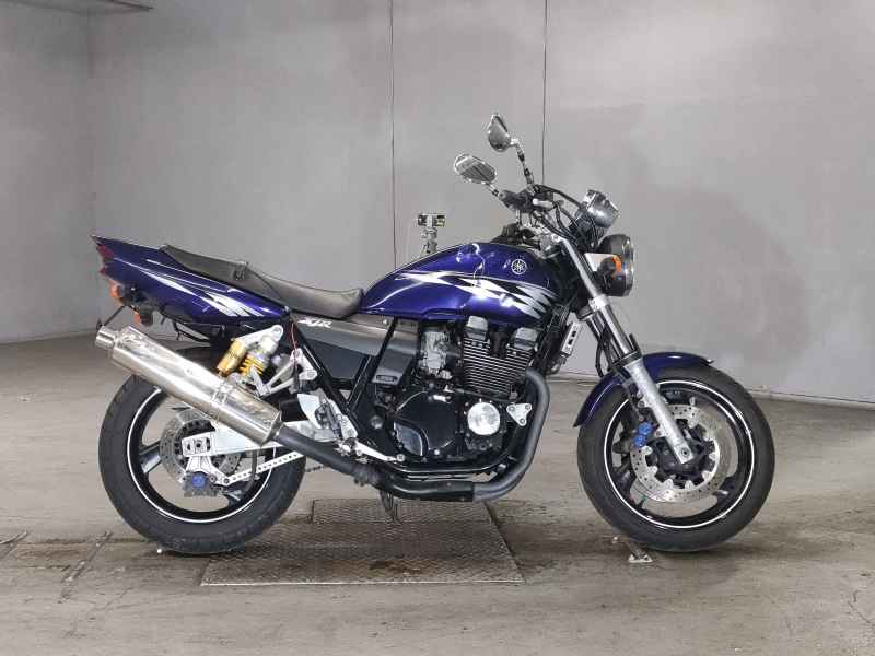 Yamaha XJR400 2008