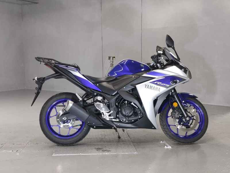Yamaha YZF-R25 2015