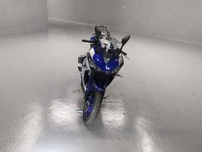 Yamaha YZF-R25 2015