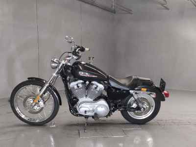 Harley-Davidson Sportster Custom XL883C 2006