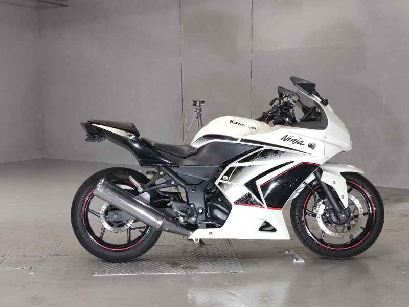 Kawasaki Ninja 250R 2011
