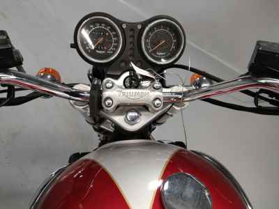 Triumph Thunderbird 900 2003