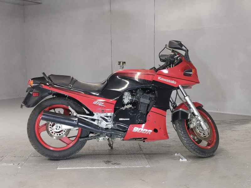 Kawasaki GPZ900R 1991