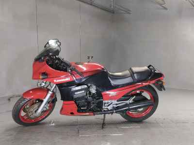 Kawasaki GPZ900R 1991