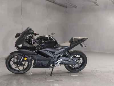 Yamaha YZF-R25 2020