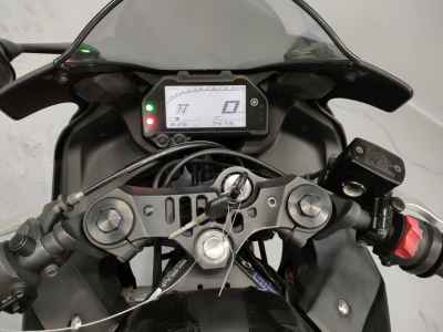 Yamaha YZF-R25 2020