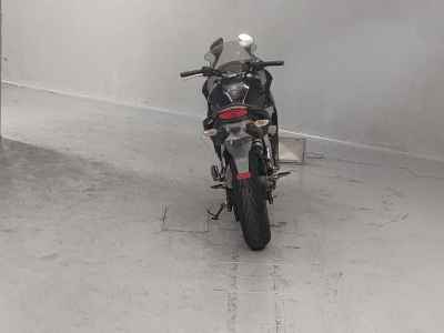 Kawasaki Ninja 400R 2011