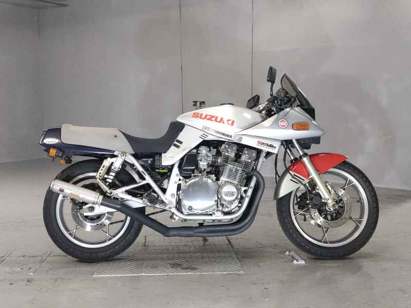 Suzuki GSX750S Katana 1982