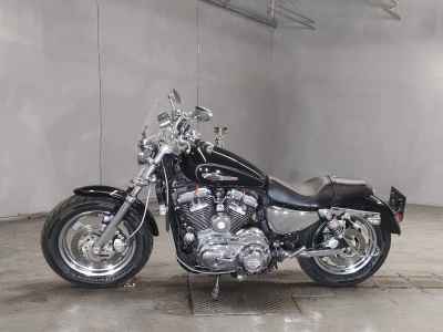 Harley-Davidson Sportster Custom XL1200C 2012