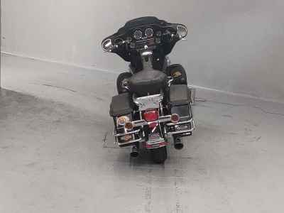 Harley-Davidson Electra Glide FLHTCUI1450 2005