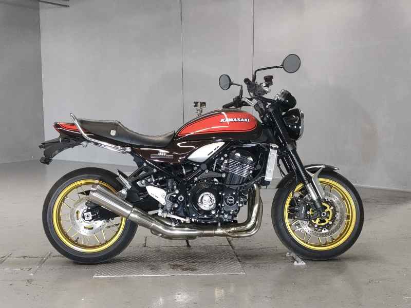 Kawasaki Z900RS 2022