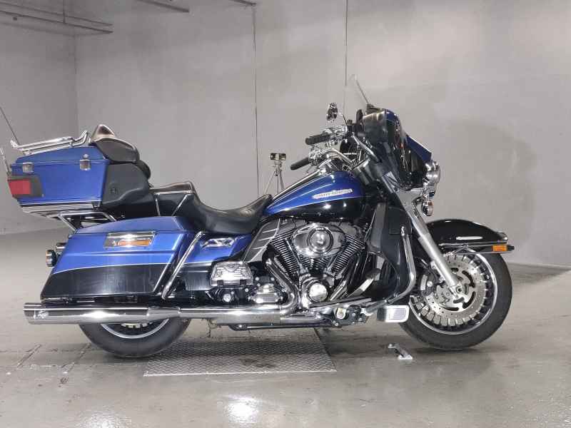 Harley-Davidson Electra Glide FLHTK103 2010