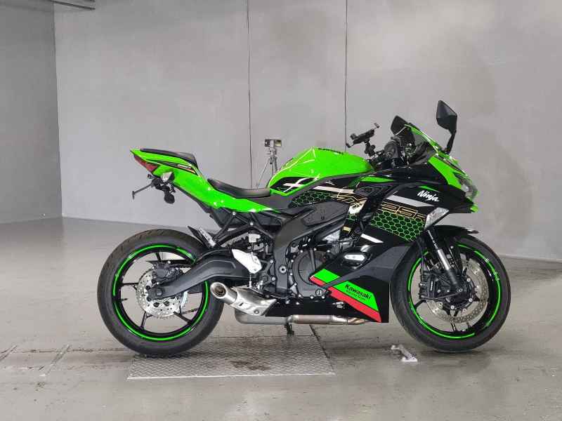 Kawasaki Ninja ZX-25R KRT 2021