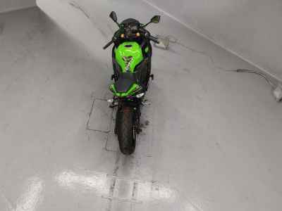 Kawasaki Ninja ZX-25R KRT 2021
