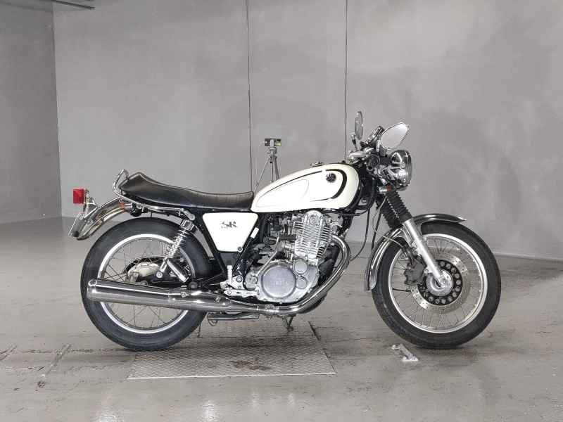 Yamaha SR400 2013