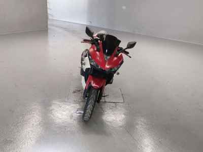 Yamaha YZF-R25 2015