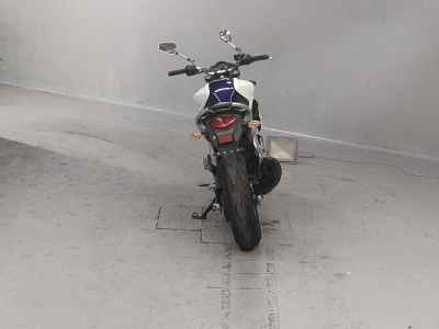 Suzuki Gladius SFV400 2010