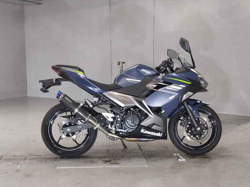 Kawasaki Ninja 400 2021